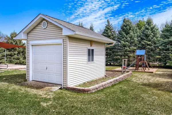 8302 Padre CIR NE, Otsego, MN 55330