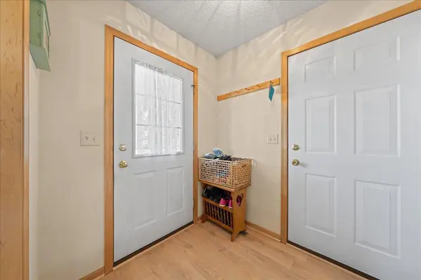 229 Bluff DR, Somerset, WI 54025