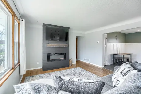 16088 Jordan AVE SE, Prior Lake, MN 55372
