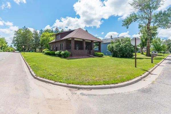 1303 S 8th ST, Brainerd, MN 56401