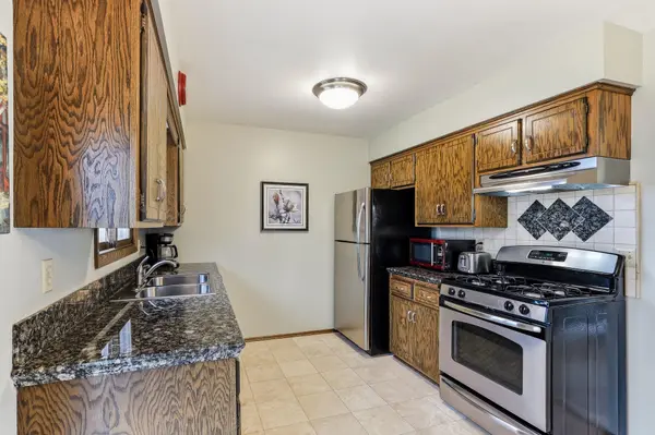 4609 Carolyn LN, White Bear Lake, MN 55110