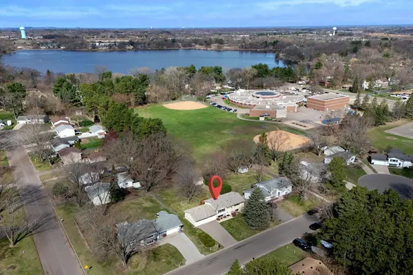 4609 Carolyn LN, White Bear Lake, MN 55110