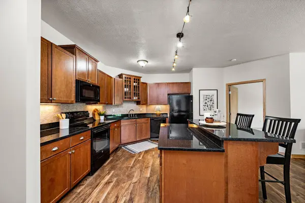4132 Vernon AVE S #A203, Saint Louis Park, MN 55416
