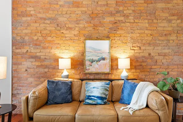 528 Ashland AVE #2, Saint Paul, MN 55102