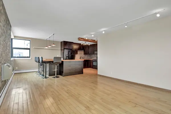 2500 Blaisdell AVE #404, Minneapolis, MN 55404