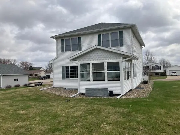 1305 5th ST NE, Waseca, MN 56093