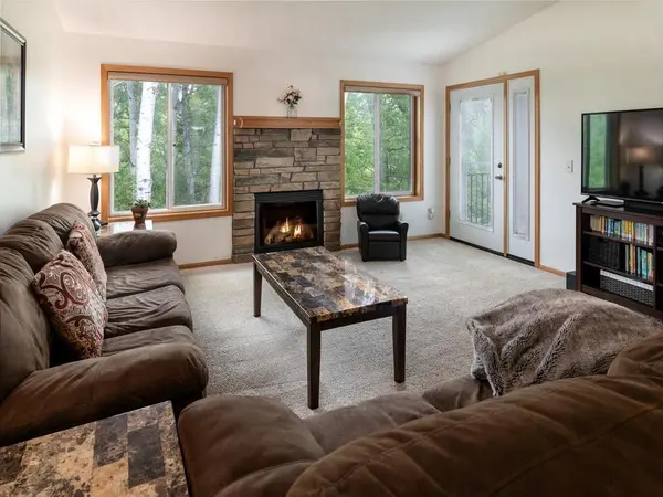 13877 Ventura PL, Savage, MN 55378