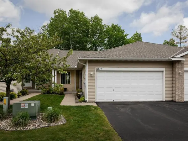 13877 Ventura PL, Savage, MN 55378