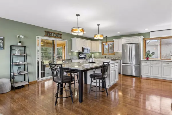 24963 Fallbrook AVE, Forest Lake, MN 55025