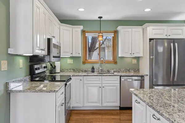 24963 Fallbrook AVE, Forest Lake, MN 55025