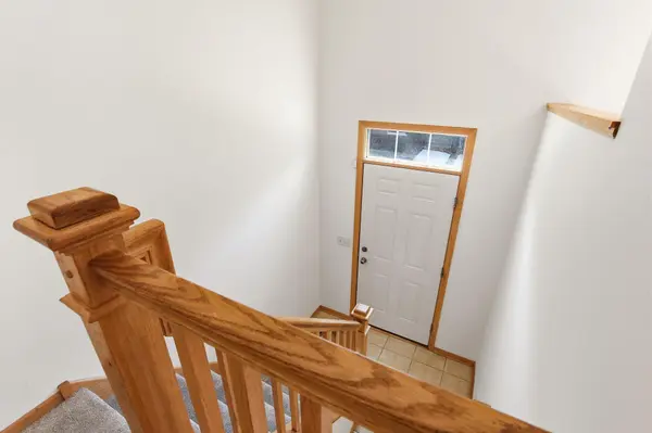 5206 Scott TRL, Robbinsdale, MN 55422