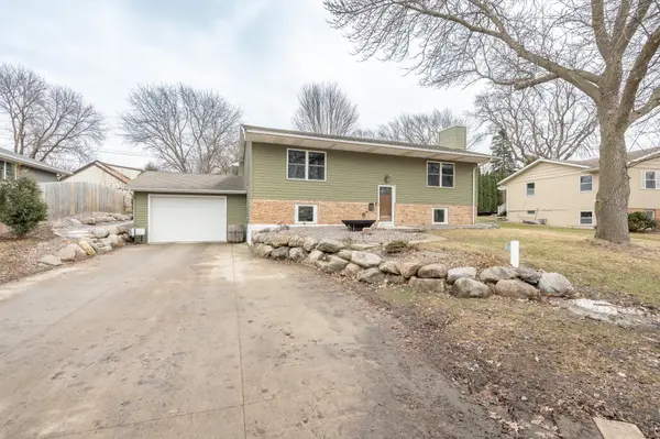 107 S Belmont DR, Mankato, MN 56001