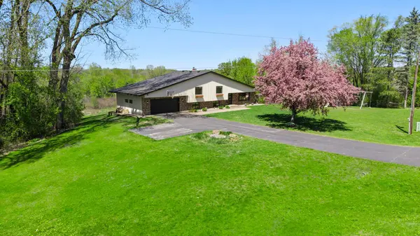 12376 Eaton AVE, Northfield, MN 55057