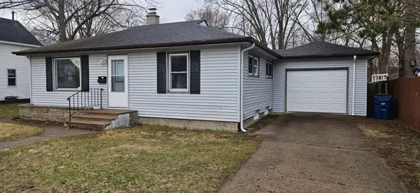 809 10th AVE N, Saint Cloud, MN 56303