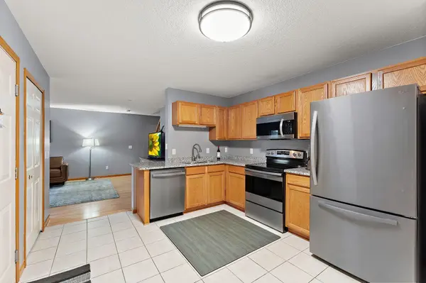 9473 Jewel LN N, Maple Grove, MN 55311