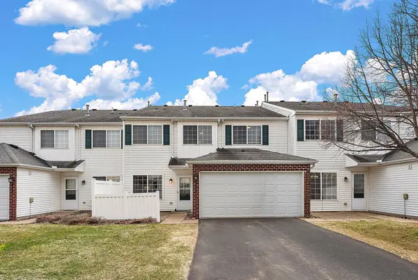 9473 Jewel LN N, Maple Grove, MN 55311