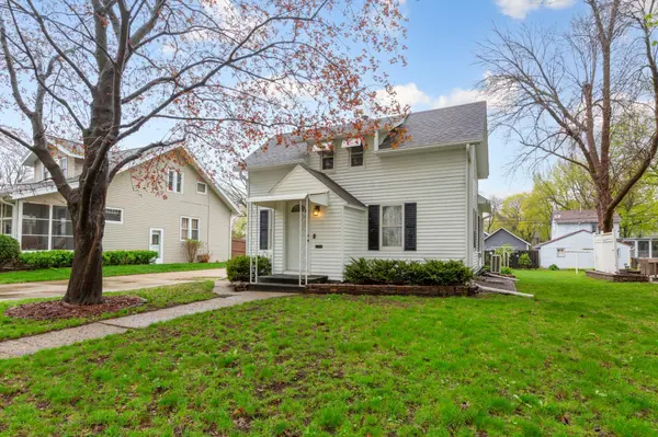 510 E School ST, Owatonna, MN 55060