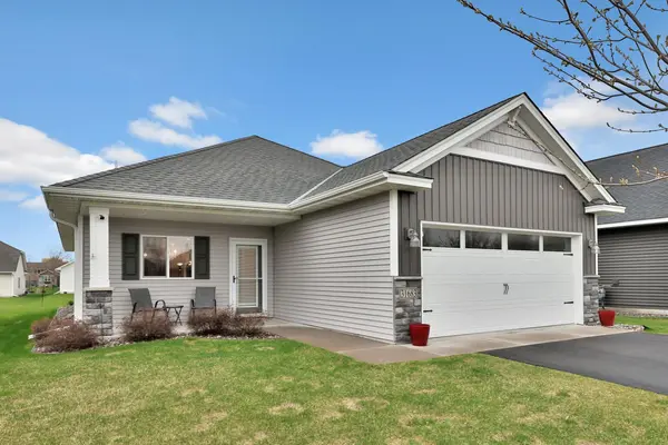 31683 Newport Curve, Lindstrom, MN 55045