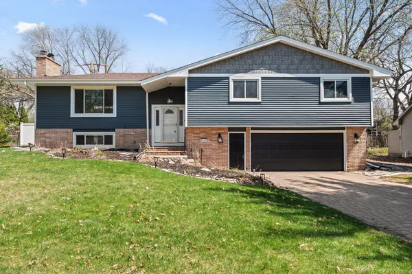 5145 Rainier PASS, Columbia Heights, MN 55421