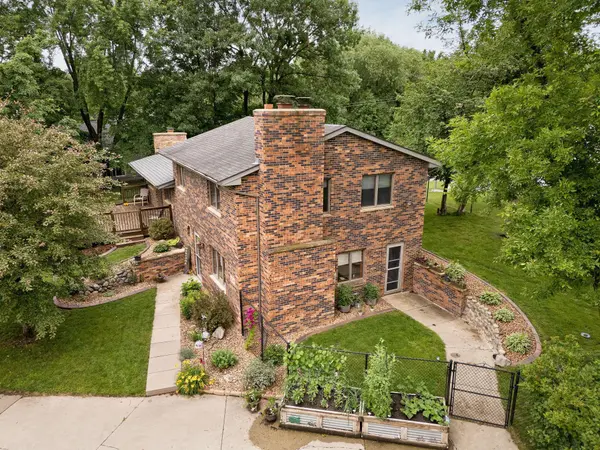 2234 Bluebird LN, Buffalo, MN 55313
