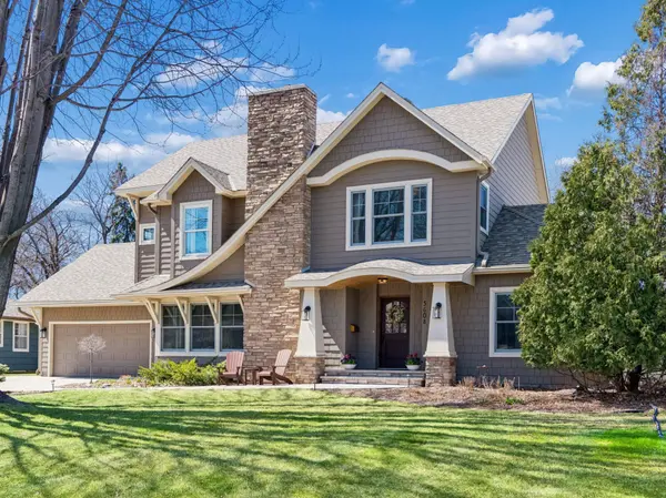 5608 Saint Andrews AVE, Edina, MN 55424