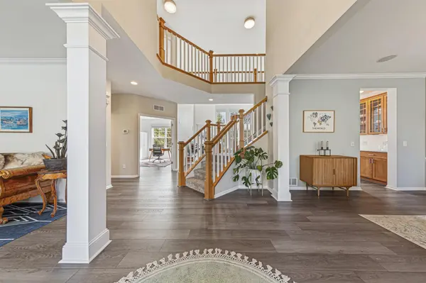 6788 Fountain LN N, Maple Grove, MN 55311