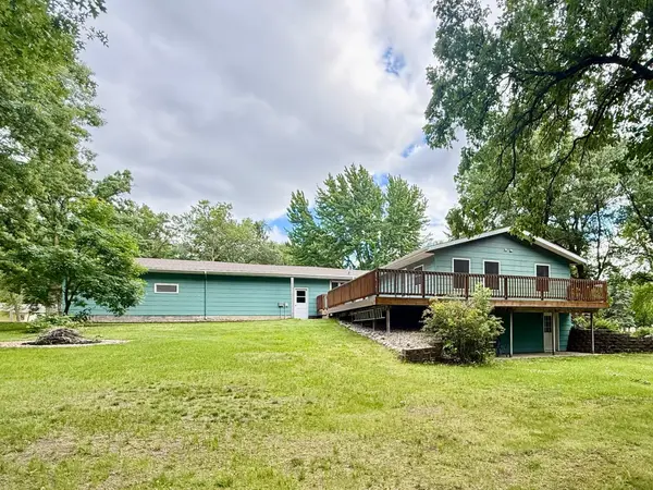 1811 Timber LN NE, Alexandria, MN 56308