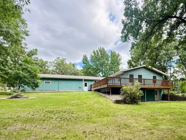 1811 Timber LN NE, Alexandria, MN 56308