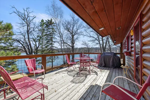 18986 Captive Lake RD, Garrison, MN 56450