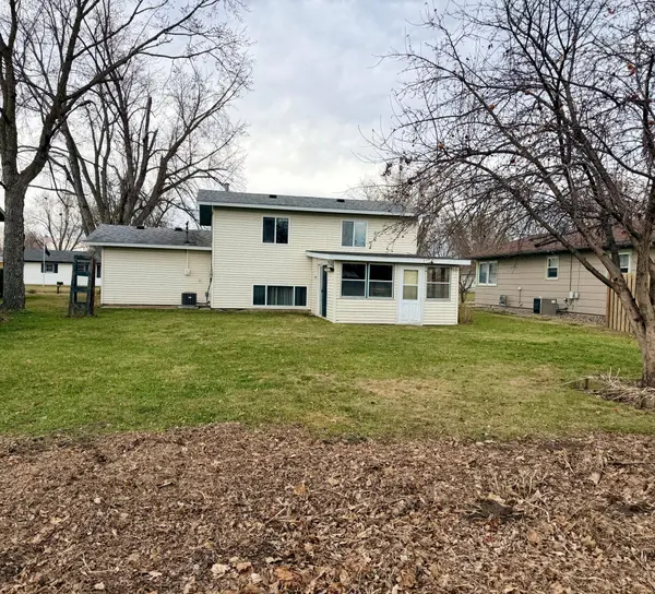 1039 36th AVE N, Saint Cloud, MN 56303
