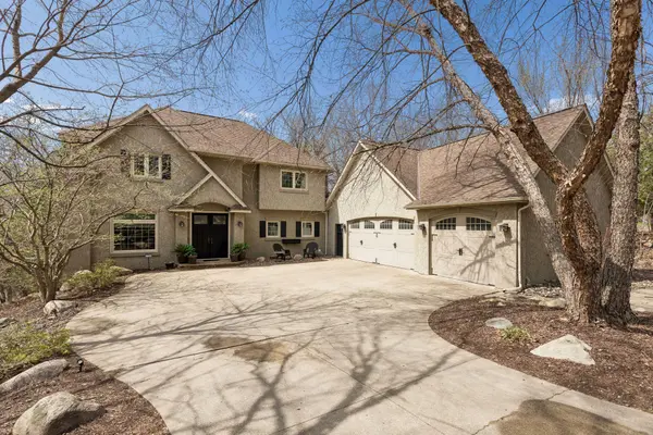3701 Blackhawk RD,  Eagan,  MN 55122