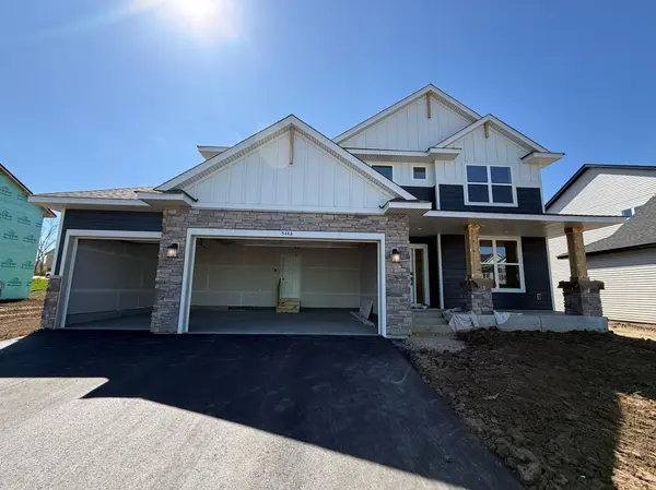 5448 Tallowtree LN, Woodbury, MN 55129