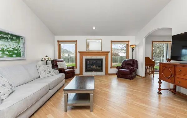 1844 1st ST, West Fargo, ND 58078