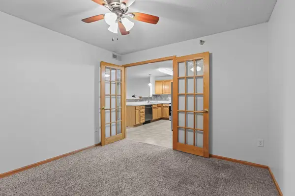 15570 Linnet ST NW #2-305, Andover, MN 55304