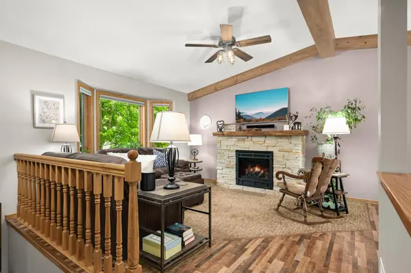 8553 Chanhassen Hills DR S, Chanhassen, MN 55317