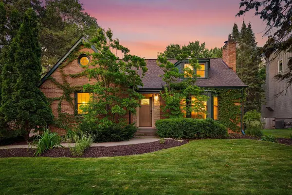 115 Blake RD S,  Hopkins,  MN 55343