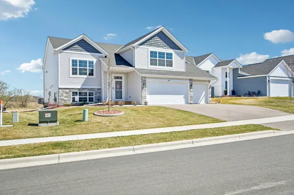 2439 Greenbriar LN, Buffalo, MN 55313
