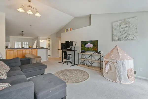 2216 Water Lilly LN #607, Eagan, MN 55122