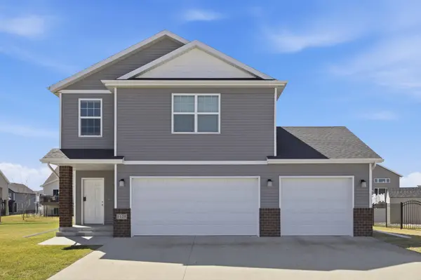 1125 29th AVE W, West Fargo, ND 58078