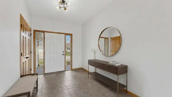 6389 Summit Pointe RD NW, Rochester, MN 55901