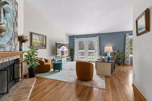 3566 Blue Jay WAY #205, Eagan, MN 55123