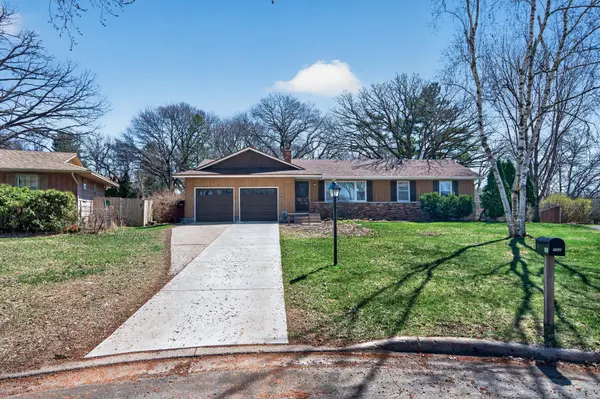762 113th CIR NE, Blaine, MN 55434