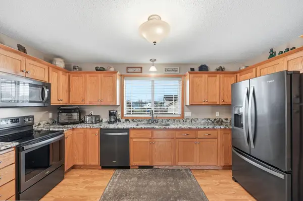 6267 Kahl AVE NE, Albertville, MN 55301