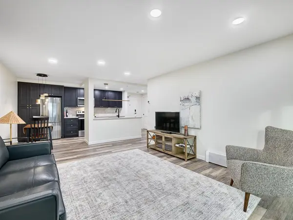334 Cherokee AVE #103, Saint Paul, MN 55107