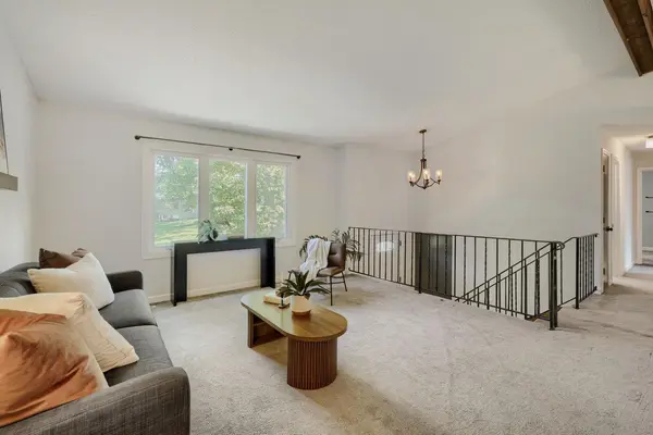 3458 Pilgrim LN N, Plymouth, MN 55441