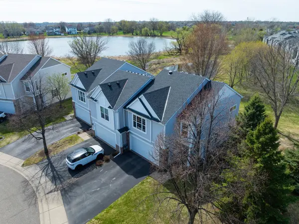 2204 Saint Johns CIR, Woodbury, MN 55129