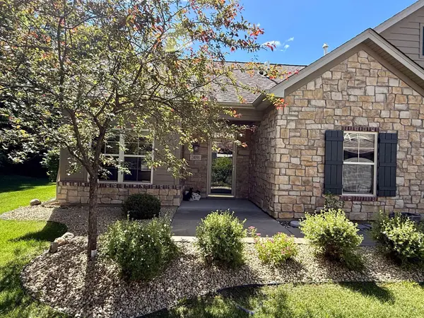 24098 Rivers Edge RD, Rogers, MN 55374