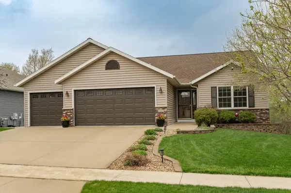 2647 Stacy ST SE, Rochester, MN 55904