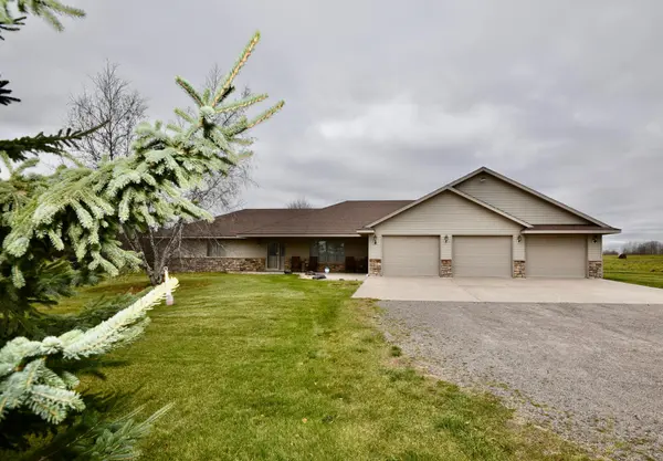 12221 85th AVE, Milaca, MN 56353