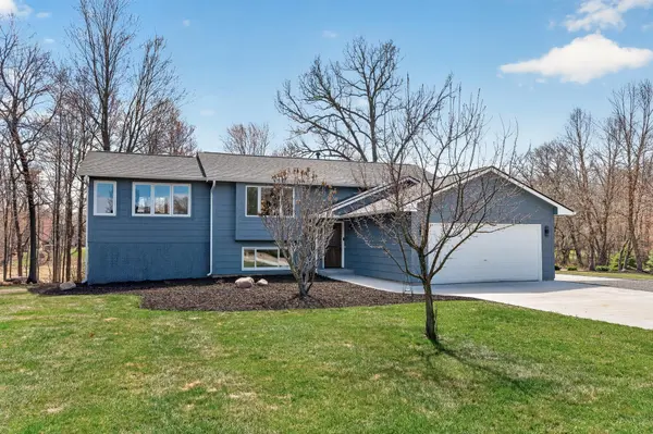 2636 226th LN NE, Cedar, MN 55011